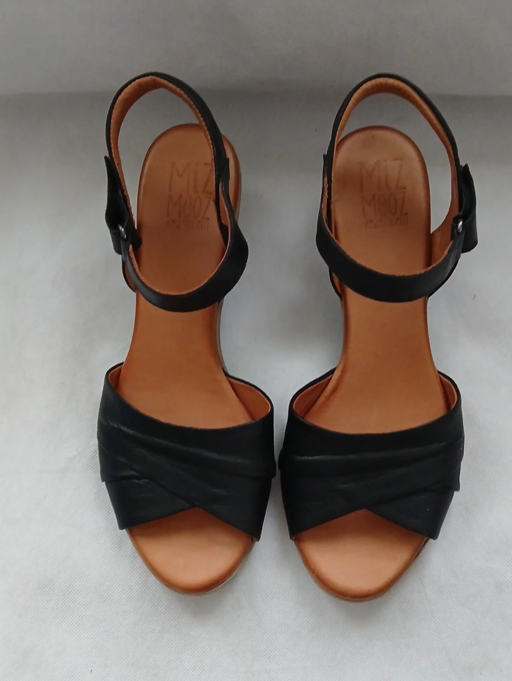 Miz Mooz Womens 41 Kacie Black Leather Sandals Crossover Ankle Strap Block Heel